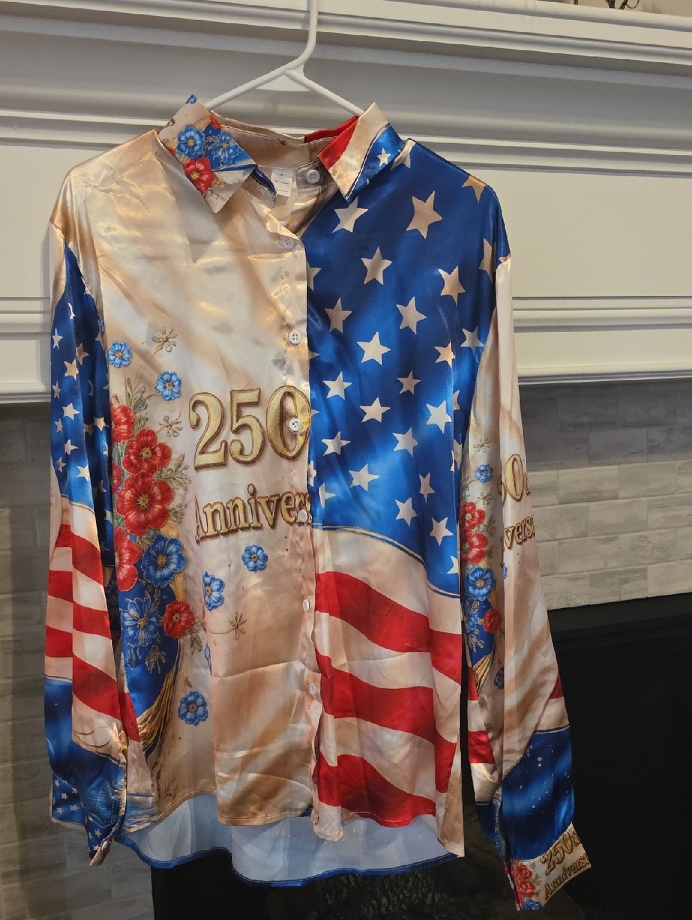 Satin 25th Anniversary Print Button-Up Blouse - Blue/Red/Gold
